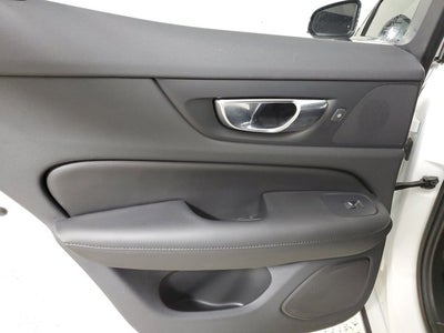 2023 Volvo S60 B5 Plus Black Edition