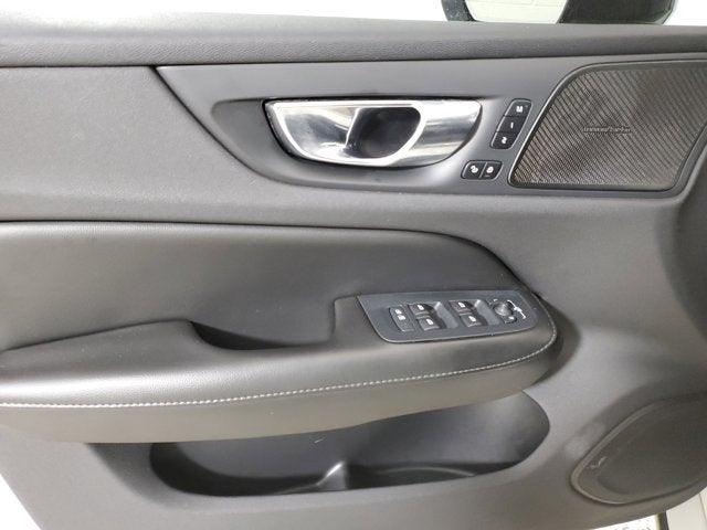 2023 Volvo S60 B5 Plus Black Edition