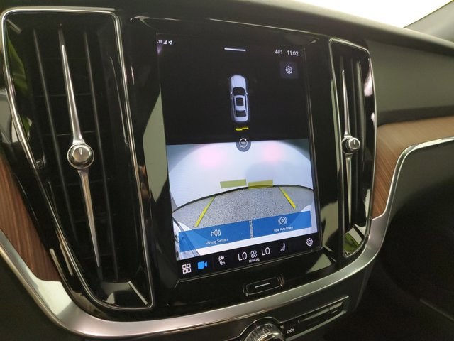 2023 Volvo S60 B5 Plus Black Edition