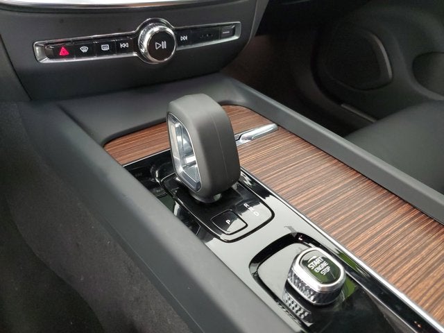 2023 Volvo S60 B5 Plus Black Edition