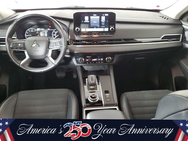 2022 Mitsubishi Outlander SE