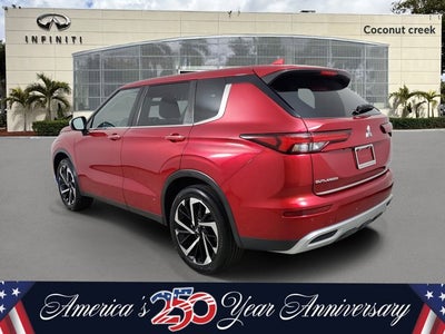 2022 Mitsubishi Outlander SE