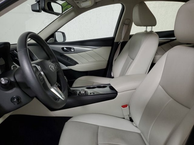 2023 INFINITI Q50 LUXE