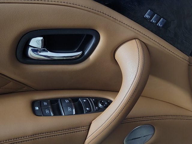2023 INFINITI QX80 Sensory