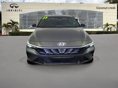 2025 Hyundai Elantra SEL Sport