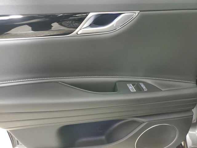 2023 Genesis G80 2.5T