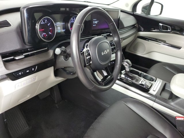 2024 Kia Carnival EX