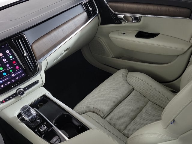 2022 Volvo S90 B6 Inscription