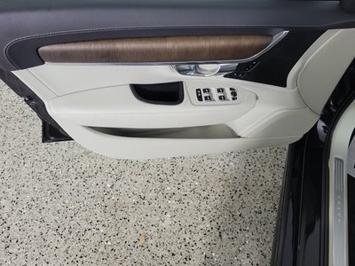 2022 Volvo S90 B6 Inscription