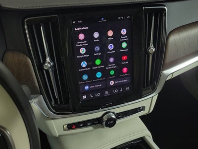 2022 Volvo S90 B6 Inscription