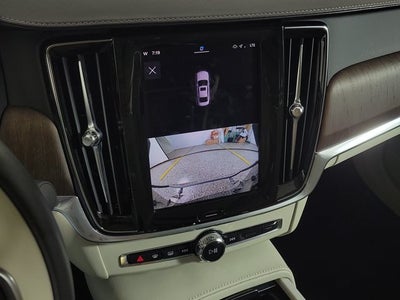2022 Volvo S90 B6 Inscription