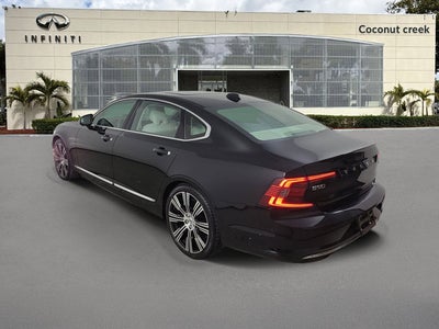 2022 Volvo S90 B6 Inscription