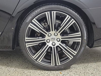 2022 Volvo S90 B6 Inscription