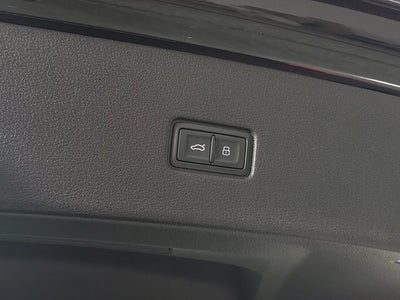 2023 Audi Q8 55 Premium Plus