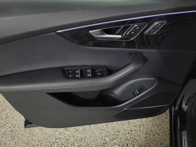 2023 Audi Q8 55 Premium Plus