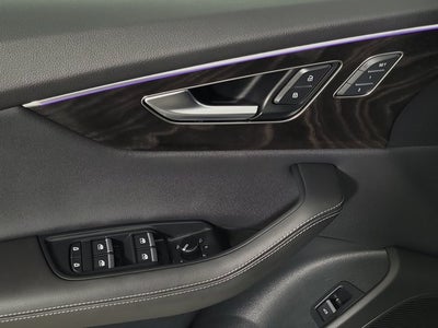 2023 Audi Q8 55 Premium Plus