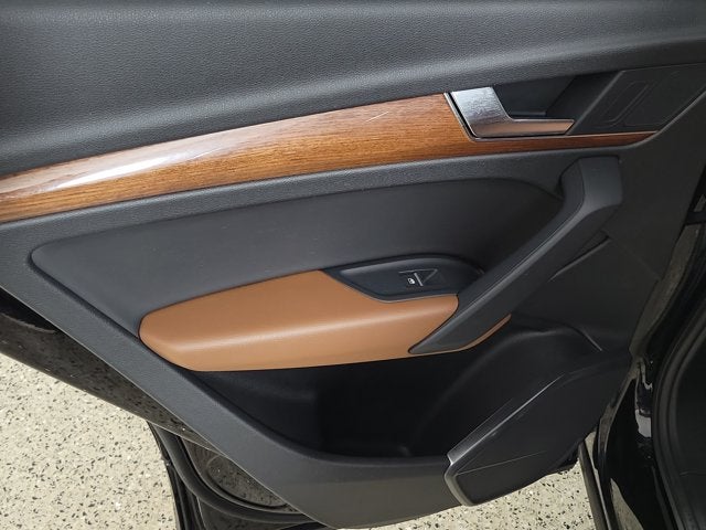 2022 Audi Q5 45 S line Premium