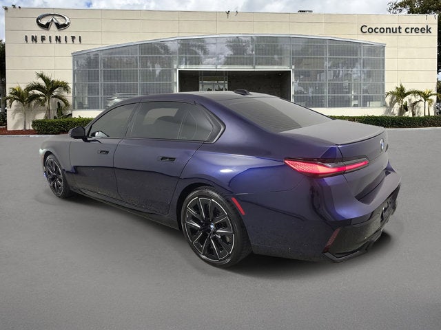 2023 BMW 7 Series 740i