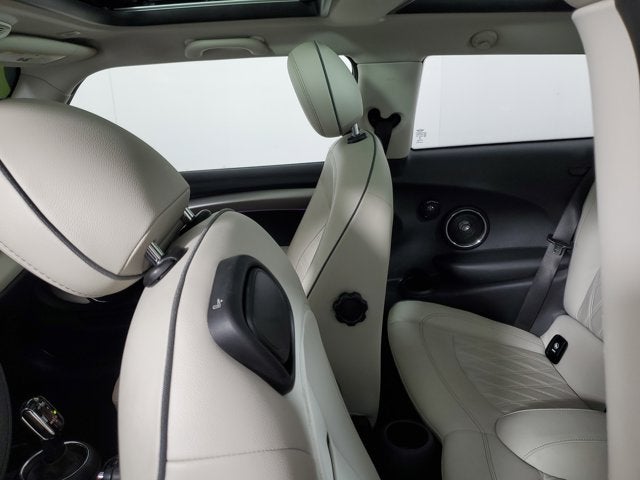 2020 MINI Hardtop 2 Door Signature