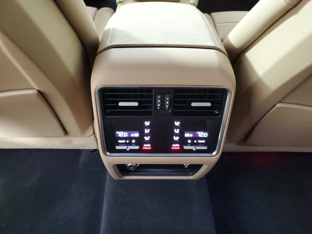 2022 Porsche Cayenne Base