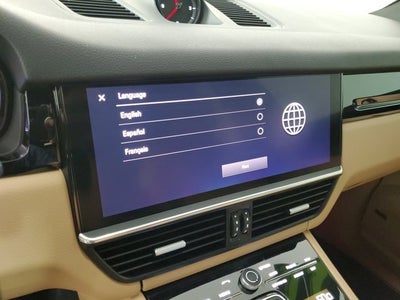 2022 Porsche Cayenne Base