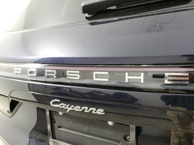 2022 Porsche Cayenne Base