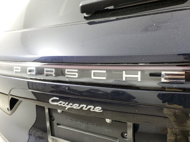2022 Porsche Cayenne Base