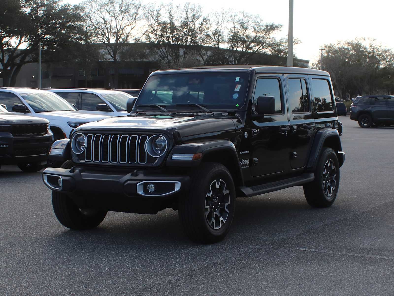 2024 Jeep Wrangler 4-Door Sahara 4x4