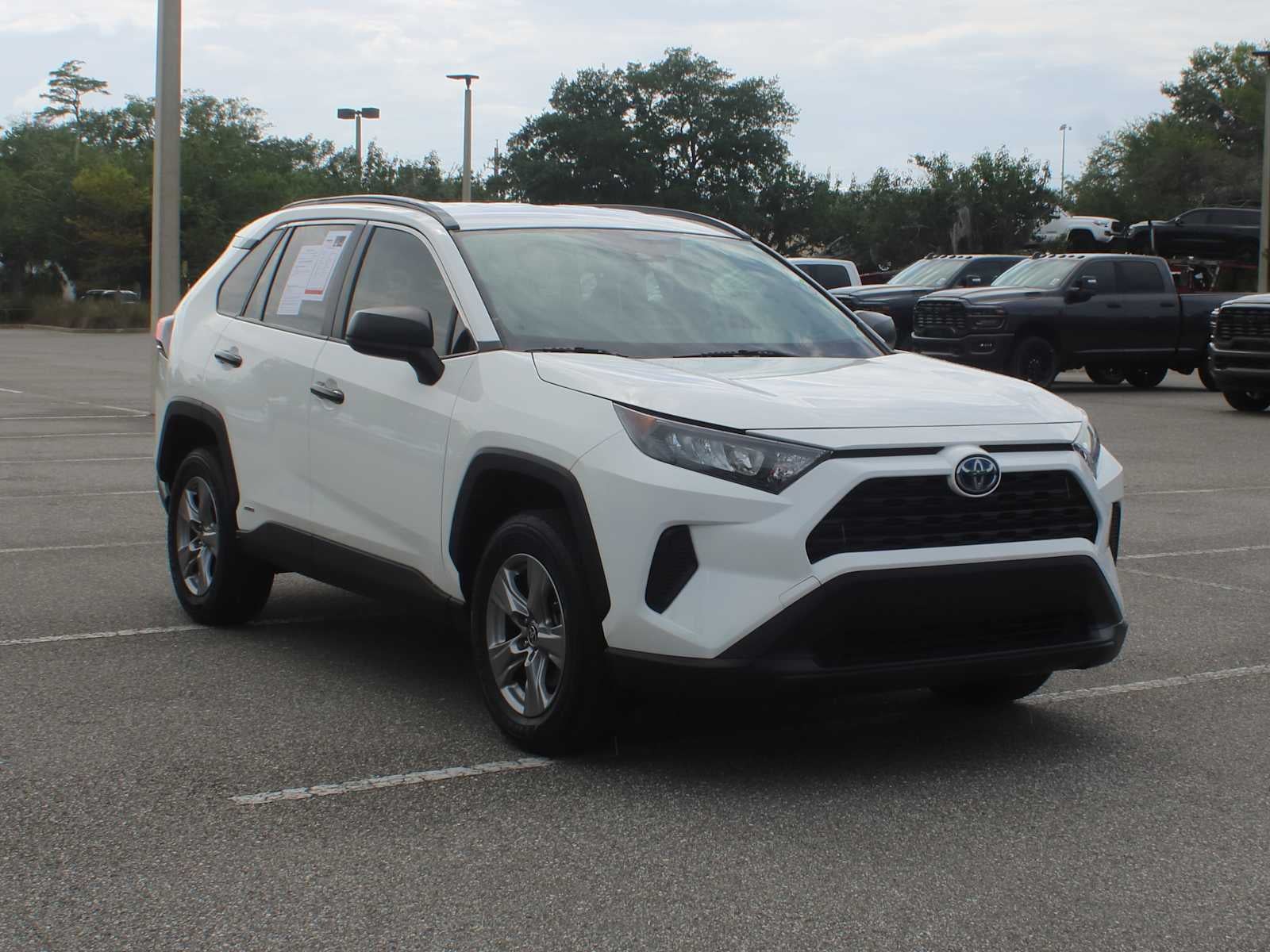 2022 Toyota RAV4 Hybrid LE