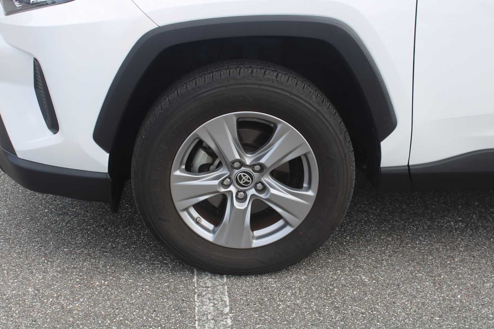 2022 Toyota RAV4 Hybrid LE
