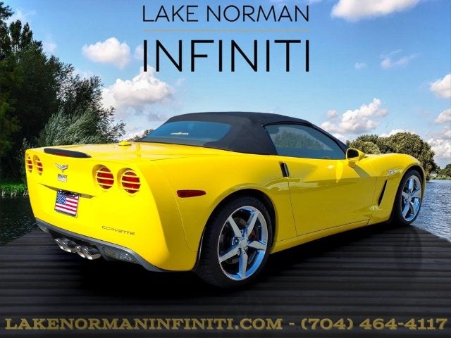 2005 Chevrolet Corvette Base