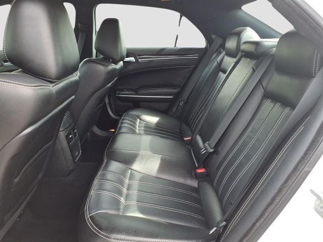 2022 Chrysler 300 300S