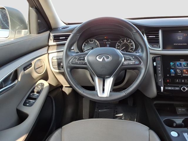2023 INFINITI QX50 LUXE