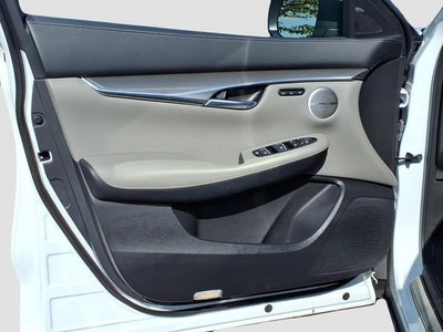 2023 INFINITI QX50 LUXE