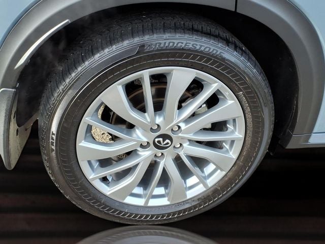 2025 INFINITI QX50 LUXE