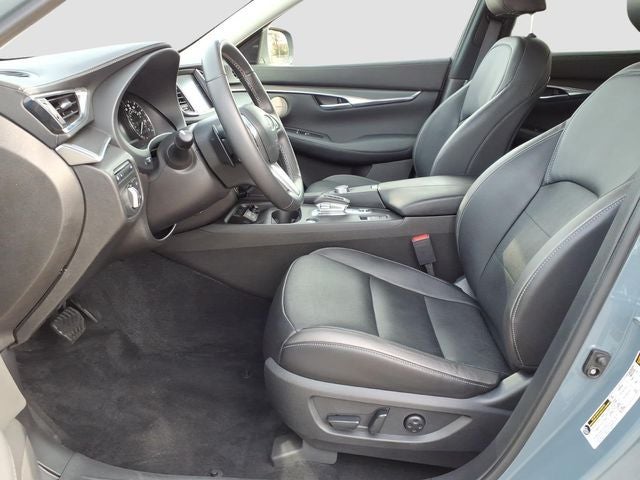 2025 INFINITI QX50 LUXE