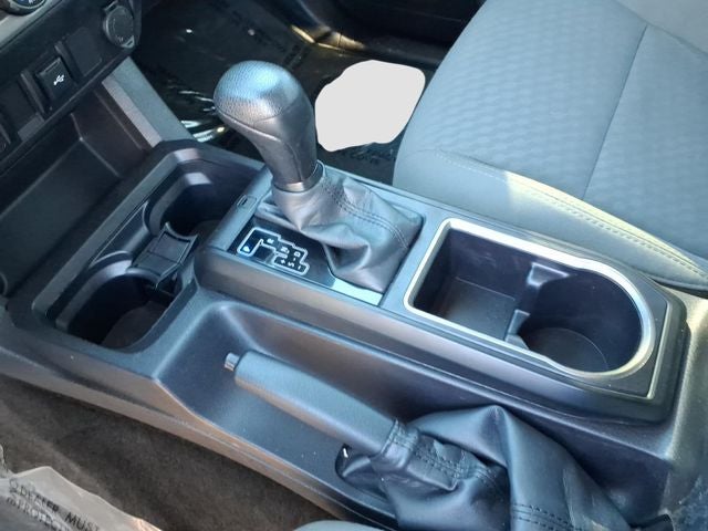 2022 Toyota Tacoma 2WD SR