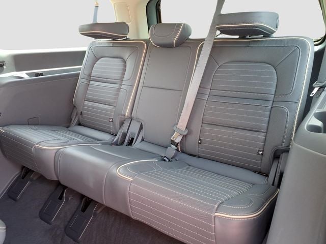 2024 Lincoln Navigator L Black Label