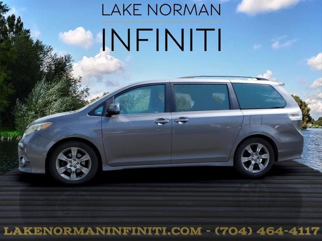 2011 Toyota Sienna SE