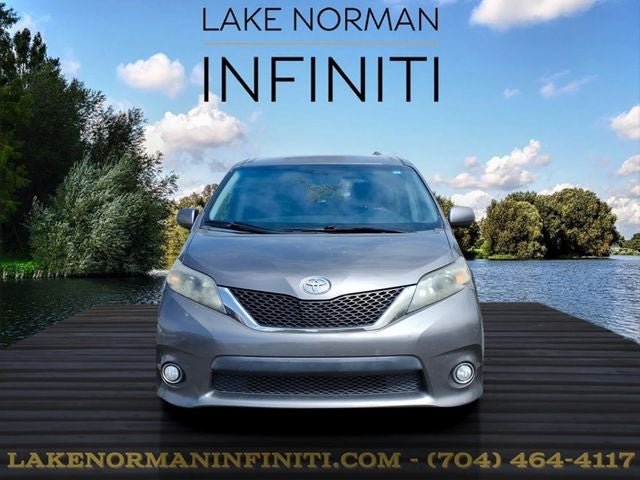 2011 Toyota Sienna SE