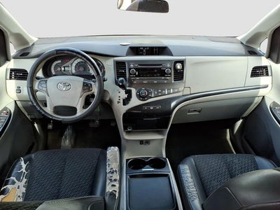 2011 Toyota Sienna SE