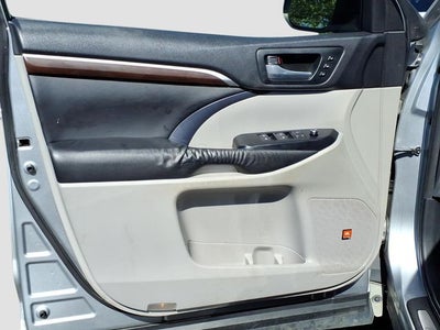 2016 Toyota Highlander Limited