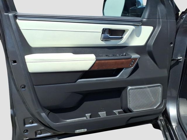 2024 Toyota Sequoia Capstone