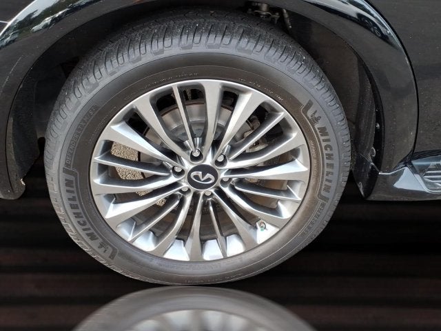 2021 INFINITI QX80 SENSORY