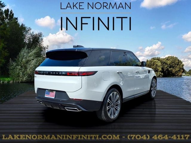 2025 Land Rover Range Rover Sport SE