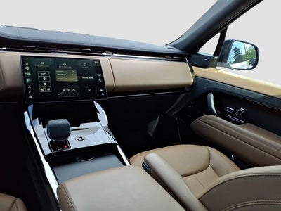 2025 Land Rover Range Rover Sport SE