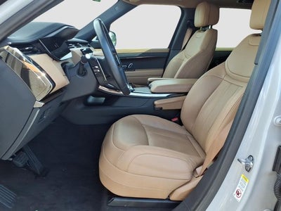 2025 Land Rover Range Rover Sport SE