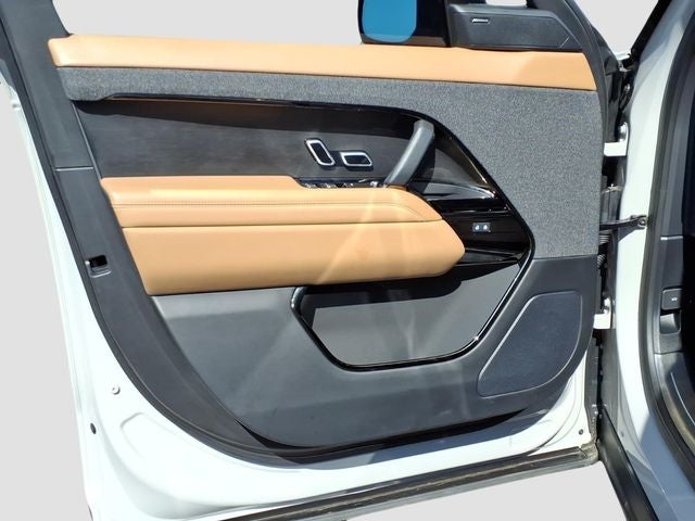 2025 Land Rover Range Rover Sport SE