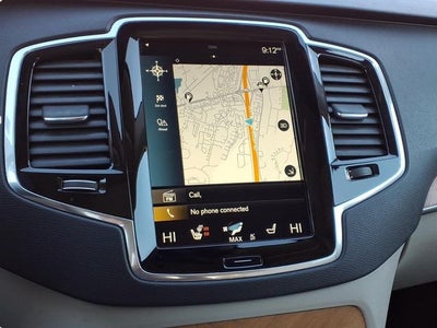 2022 Volvo XC90 Momentum