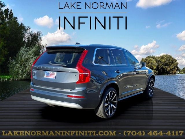 2022 Volvo XC90 Momentum